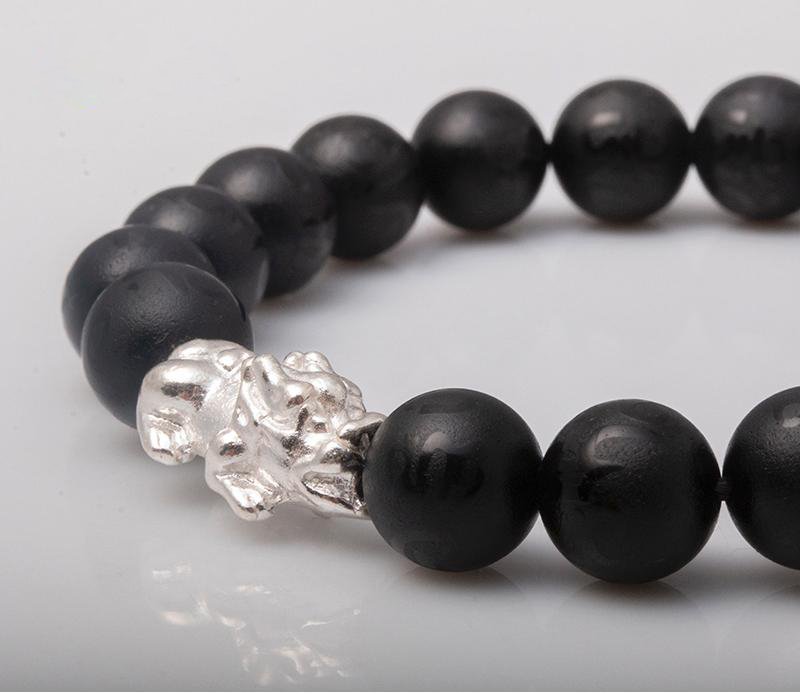 1524196248814_vong-tay-nui-lua-Obsidian-nham-kinh-phat-12-Mix-Charm-ty-huu-bac-999-18-m1